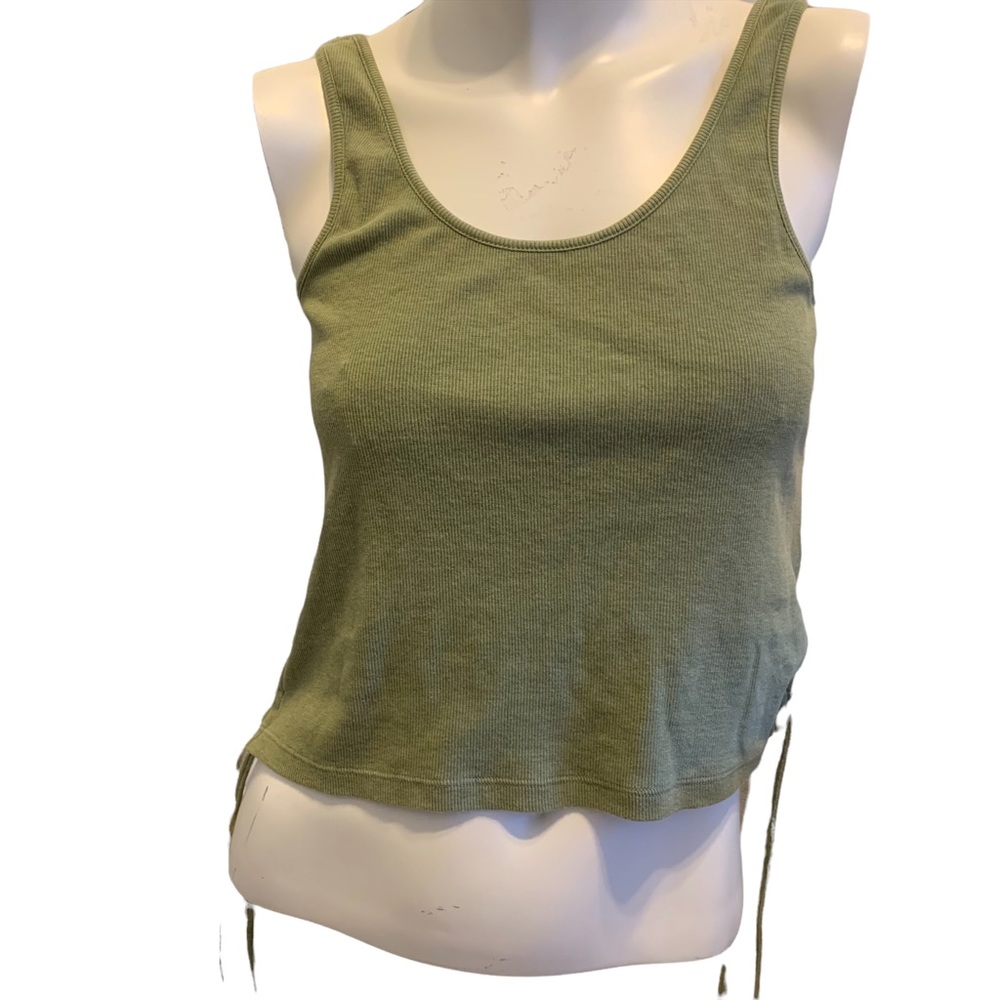 Casual & cute women’s tank top, ties on sides